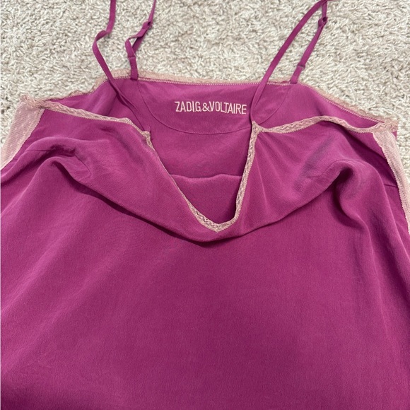 Tank tops - Picture 2 of 3